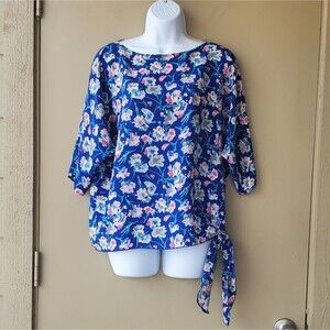 Vintage 1980's Floral Side Knot Short sleeve retro Blouse